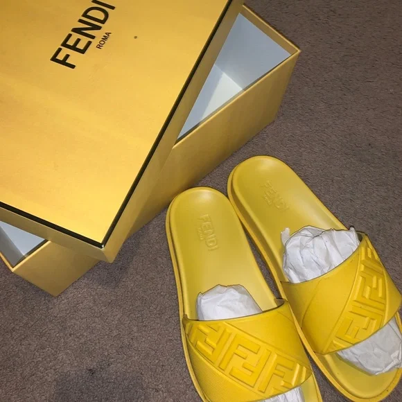 Fendi | Shoes | Mens Fendi Slides Size 1 Used Good Condition  display picture 3